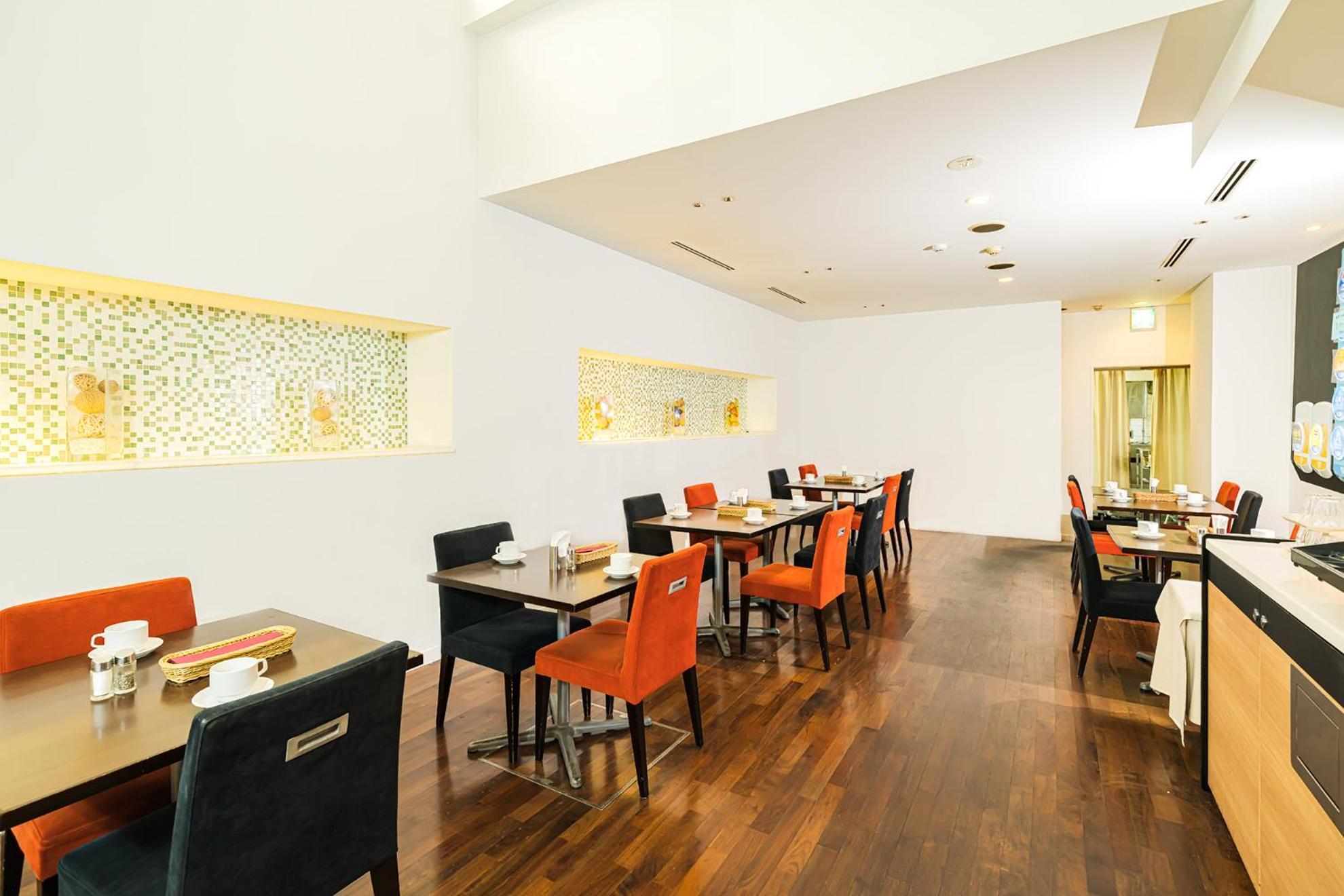 Kanda Station Hotel 3*